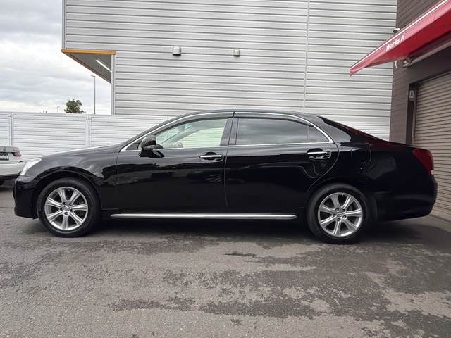 �y�O�� �����z