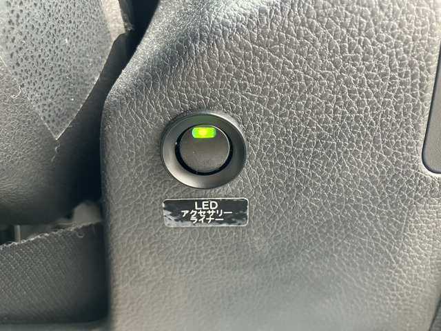 LED���C�i�[�X�C�b�`