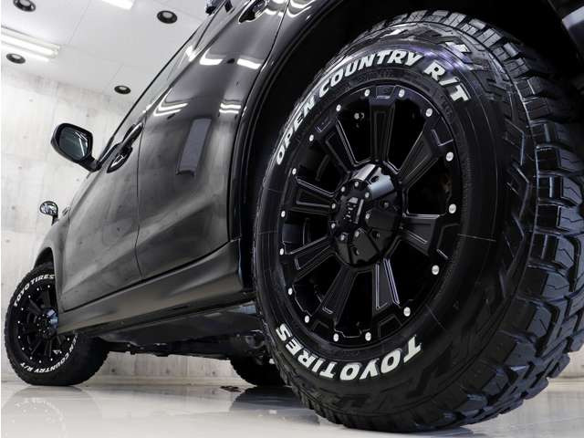 �V�i�ЊO�A���~�z�C�[���ɐV�iTOYO�I�[�v���J���g���[R/T�z���C�g���^�[�^�C���𑕒����A�N�e�B�u�ȕ��͋C�Ɏd�オ��܂����B