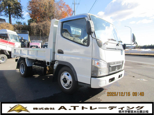 キャンターダンプ