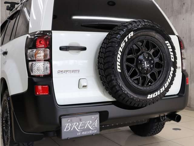 �w�ʃ^�C�����V�i�ЊO�z�C�[���𑕒����A���A�o���p�[���}�b�g�u���b�N�ɓh�蕪���y�C���g���{���Ă��܂��B