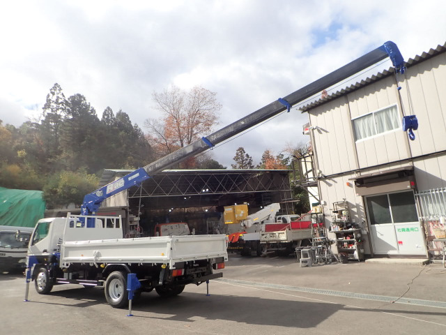 ���A�W���b�L�t�ő���̈�������ł������肵�ăN���[����Ƃ��ł��܂��B