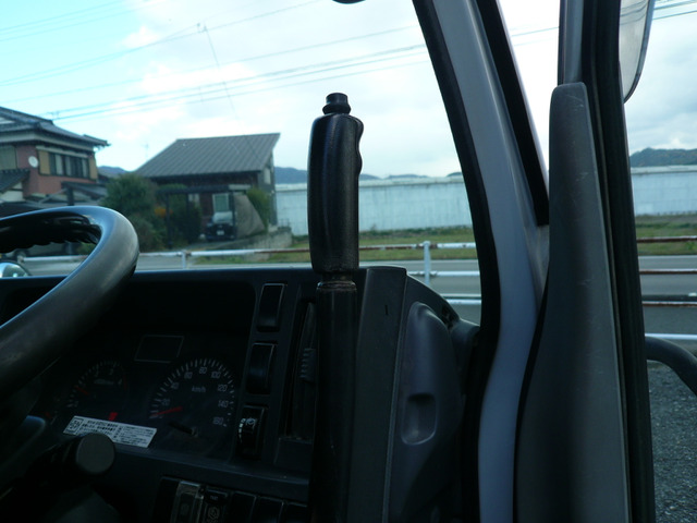 �ב�㉺���o�[�������_�ł́A���o�[����Ŗ��Ȃ������܂�!������ɂ��ĕ�����Ȃ����Ƃ�����΁A�X�^�b�t�܂ł�����������