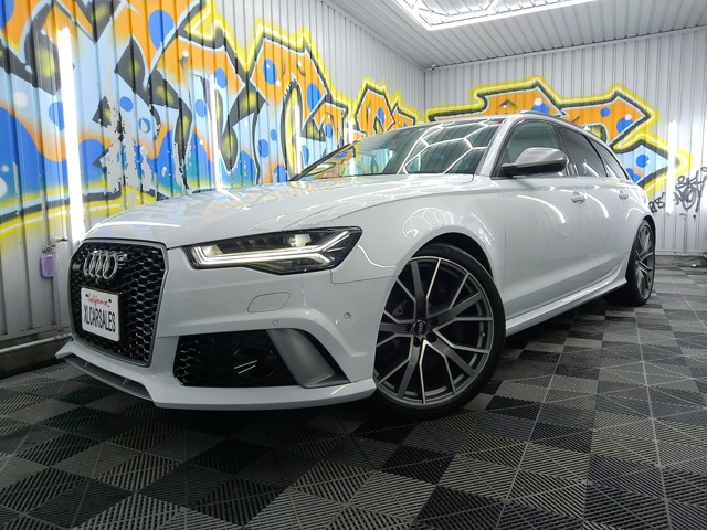 RS6�A�o���g�i�A�E�f�B�j4.0 �p�t�H�[�}���X 4WD�@�S���z��OK!�ǉ��J�X�^��OK! ���Îԉ摜