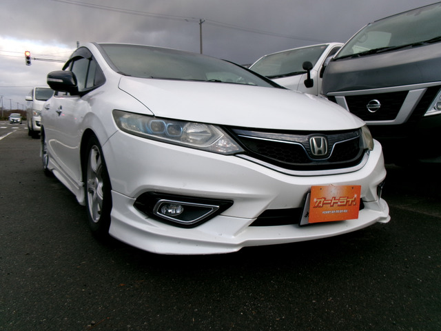 �X�^�b�t���ԓ����Y��ɃN���[�j���O���Ă���܂���