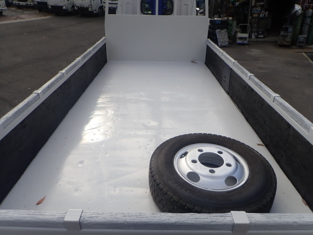 �ő�ύڗ�:2000kg �ב䐡�@:L369 W180 H38 ��:�S ���� �n�㍂:92cm