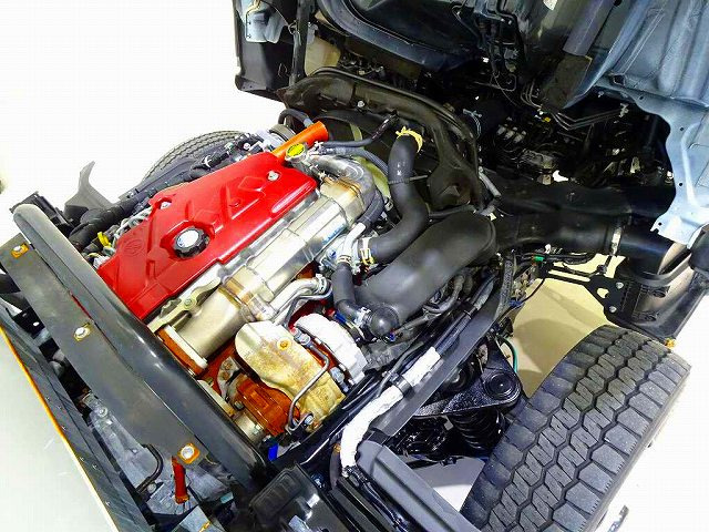 �G���W�����[��