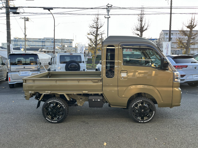 �Ŋ��̉w�͑��͌��E���{�E�������w�ɂȂ�܂��B ���O�A��������΂��߂��̉w�܂ł��}���ɍs���܂��̂ŁA��x�S���X�^�b�t�܂ł��A�����������B