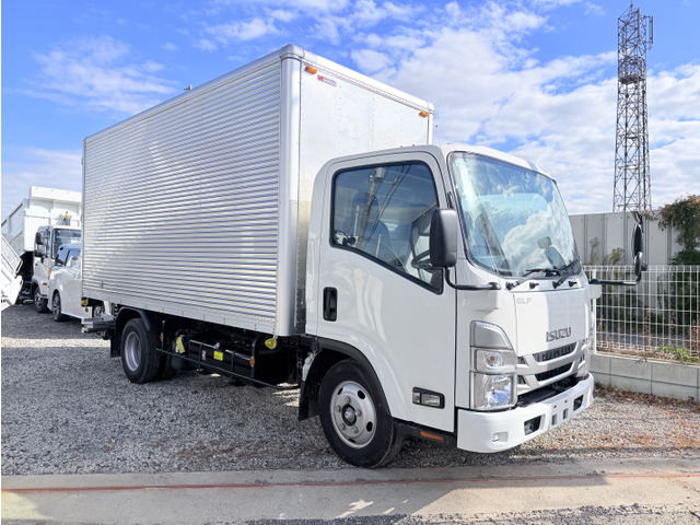 エルフアルミバン