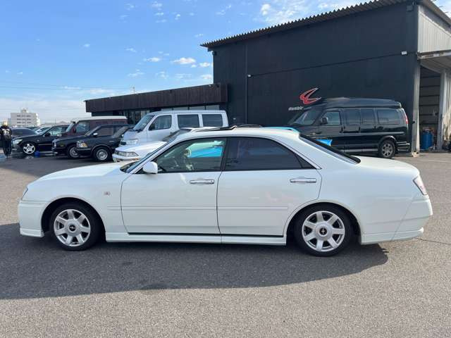 ���R�^���[���ȂǑ������p�ӂ��Ă��܂��B