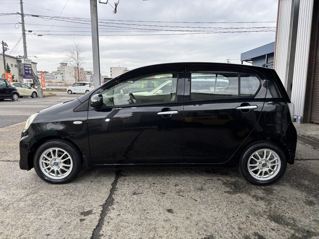 �y�x�����z���i�X�z���Ԃ������������܂��āA���ɗL�������܂��B�݌Ɏԗ��ɂȂ�܂��̂ŁA���񂲓s���̋X�������ɁA���ɗ��ĉ������B���X�\��������ƁA���ē����X���[�Y�ł��B