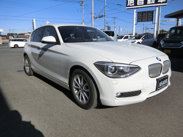 1�V���[�Y(BMW) 116i�@�������ڃL���C ���Îԉ摜