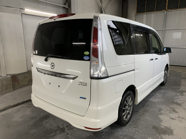 �[�ԑO�_���ł́A�G���W�����͂��ߑ����⑕���i�̓_�����X�^�b�t�����J�ɂ�点�Ē����܂��̂ň��S���ăJ�[���C�t�𑗂鎖���ł��܂�!