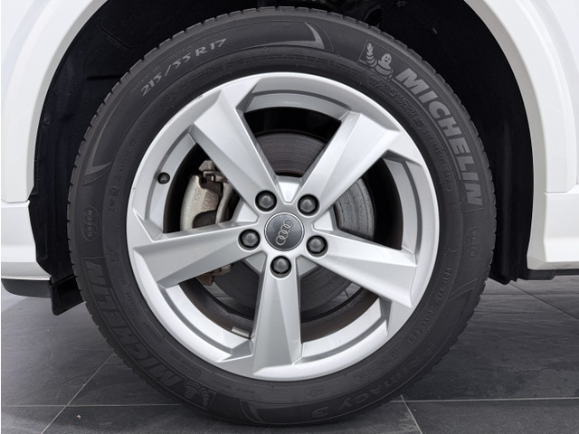 ����17�C���`�E5�A�[���X�^�[�f�U�C���A���~�z�C�[���B�^�C����7���R�ȏ�c���Ă���܂����V�ԓ����̃^�C���ƂȂ�܂��B�[�ԑO�̐V�i�^�C���������ʓr����܂��̂Ŕ̔��X�܂ł��C�y�ɂ����k���������܂��B