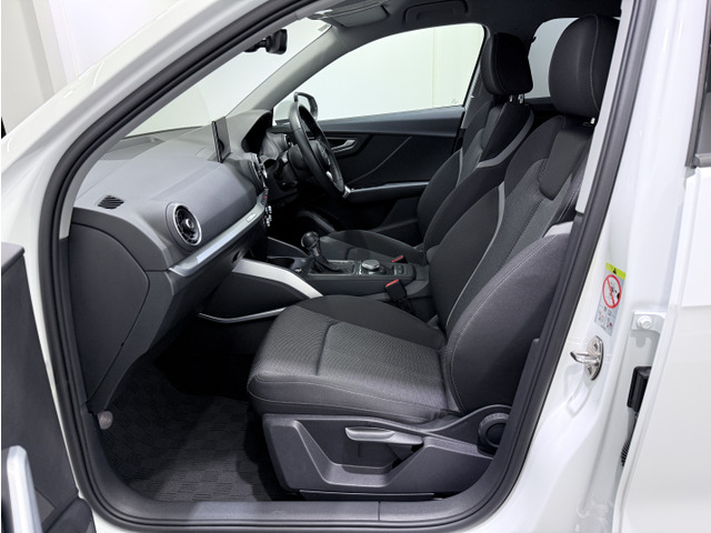 ���ǎ��A���Ԃ����T���Ȃ�JU�K���̔��X�̓��X�ɂ��C���������B�c�ƃX�^�b�t�S�����u���Îԍ���Z�\�m�}�C�X�^�[�v�u���Î����Ԕ̔��m�v���i��ۗL�B�������ڂŎd���ꂽ�ǎ��Ȏԗ���̔����Ă���܂��B