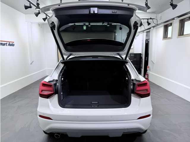 �I�[�g�}�`�b�N�e�[���Q�[�g�͉^�]�ȃh�A�̃X�C�b�`�A�e�[���Q�[�g�̃X�C�b�`�A�܂��̓����R���L�[�̂����ꂩ�̑���Ńe�[���Q�[�g�������I�ɊJ�����Ƃ��ł��܂��B�܂��A�J�����Ƃ��̍�����C�ӂɐݒ�ł��܂��B