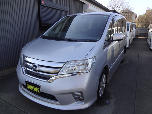 セレナ2.0 ハイウェイスター S-HYBRID Vセレクション