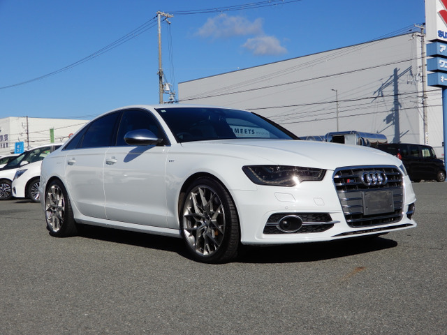 S6�i�A�E�f�B�j4.0 4WD ���Îԉ摜
