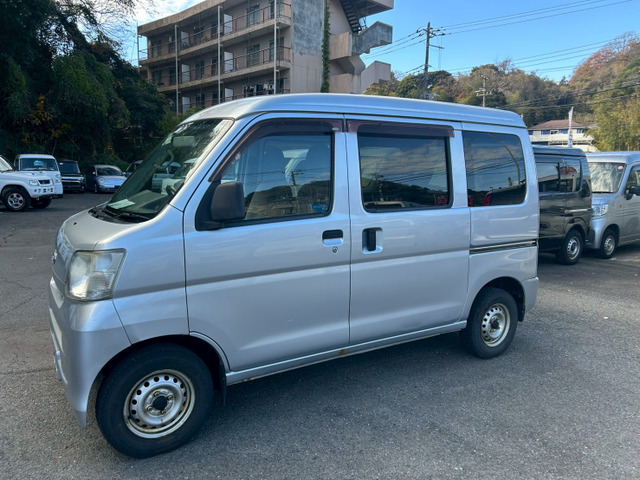 �����������܂Ŕ̔��䐔5600��˔j!