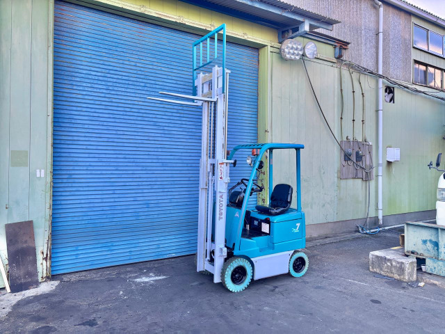 トヨタL&amp;F電動フォークリフト
