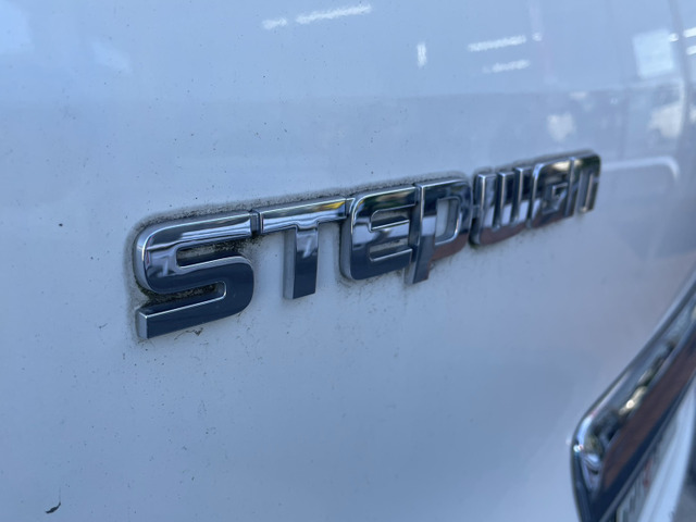 ������ƃ����e�i���X���Ă���Ԃ܂��܂����܂��B����Ȃ��Ԃ𓖓X�͏��o��10���`30�����炢�̉��i���S�ɂč݌ɂ��Ă܂��B���̗��A�C�����A���[�^�[������Ԃ̂��Ԃ͊�{�I�Ɏd���ꂵ�܂���