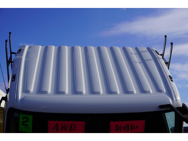 �L�x�ȃg���b�N�A���p�ԁA�n�C�G�[�X�Ȃǎ�舵���Ă���܂��B��xHP�������������Bhttp://www.vantruck.co.jp/