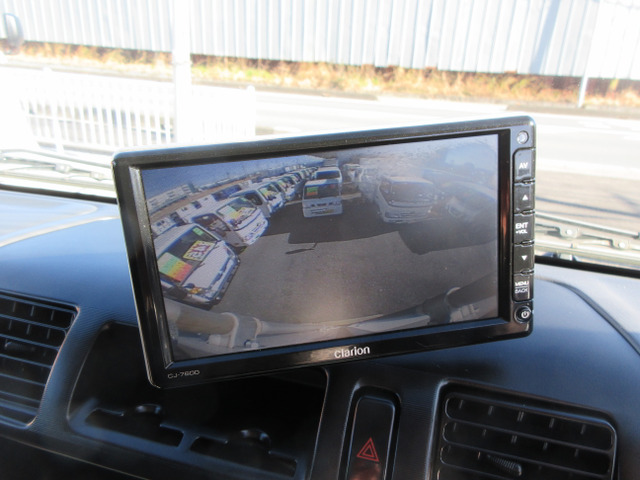 ���o�b�N���j�^�[�t���ł���