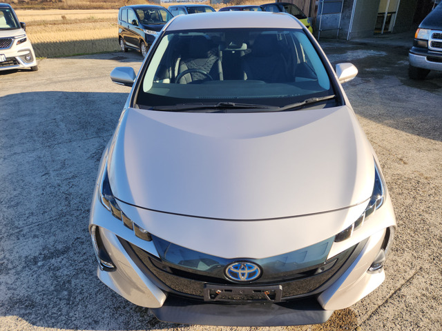 ���������H���s�ł͏d�󂳂��N���[�Y�R���g���[������������Ă���܂��B�A�N�Z���𓥂܂��ɐݒ肵�����x�ő��s���܂��B