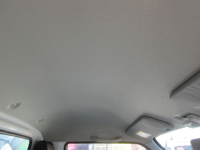 �������E�V����ł���