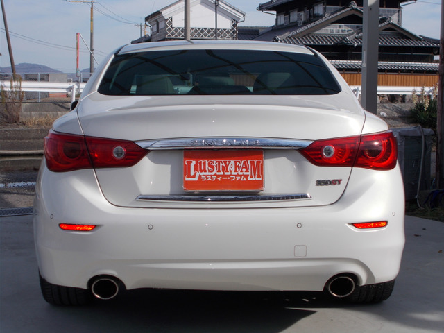 �f���A���}�t���[