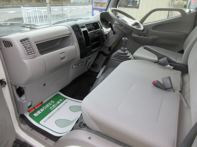 �������E����ȉ��ł���3�l��ԂɂȂ�܂���