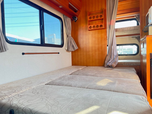 �[�ԑO�ɂ͓����E�O���o��������Y��Ɏd�グ�����Ă��������܂��B