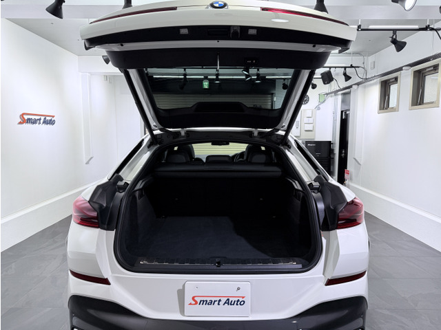 �R���t�H�[�g�A�N�Z�X�@�\�t���̃e�[���Q�[�g�́A���A�o���p�[�̉��ő����y�������������Ŏ��G�ꂸ�ɊJ���邱�Ƃ��ł��܂��B�Z�J���h�V�[�g�̓W�J�ŃS���t�o�b�N���]�T�Ŏ��[�ł����Ƃ�̂���X�y�[�X�ł��B