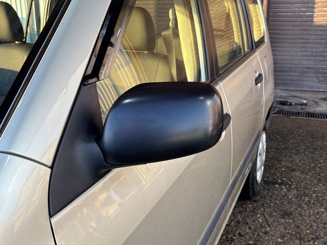 �y�x�����z���i�X�z���Ԃ������������܂��āA���ɗL�������܂��B�݌Ɏԗ��ɂȂ�܂��̂ŁA���񂲓s���̋X�������ɁA���ɗ��ĉ������B���X�\��������ƁA���ē����X���[�Y�ł��B