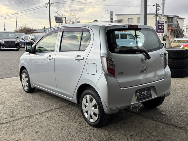 �y�x�����z���i�X�z���Ԃ������������܂��āA���ɗL�������܂��B�݌Ɏԗ��ɂȂ�܂��̂ŁA���񂲓s���̋X�������ɁA���ɗ��ĉ������B���X�\��������ƁA���ē����X���[�Y�ł��B