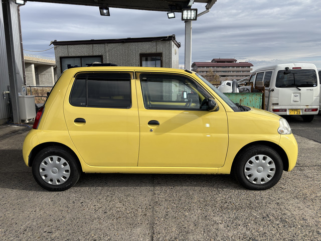 �y�x�����z���i�X�z���Ԃ������������܂��āA���ɗL�������܂��B�݌Ɏԗ��ɂȂ�܂��̂ŁA���񂲓s���̋X�������ɁA���ɗ��ĉ������B���X�\��������ƁA���ē����X���[�Y�ł��B