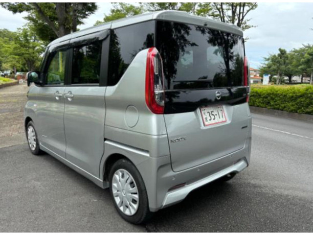 �i�rTV �o�b�N���j�^�[���c