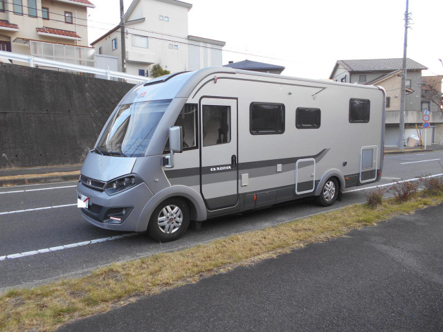 �A�h���A �\�j�b�N �X�v���[�� I 701 SC �t���R���o�[�W����