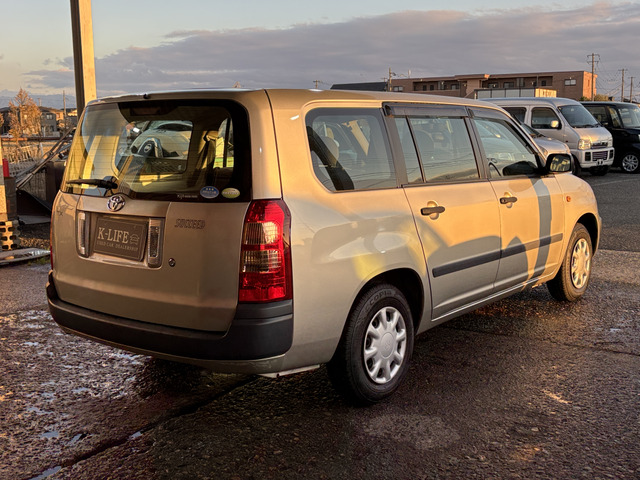 �y�x�����z���i�X�z���Ԃ������������܂��āA���ɗL�������܂��B�݌Ɏԗ��ɂȂ�܂��̂ŁA���񂲓s���̋X�������ɁA���ɗ��ĉ������B���X�\��������ƁA���ē����X���[�Y�ł��B