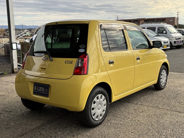 �y�x�����z���i�X�z���Ԃ������������܂��āA���ɗL�������܂��B�݌Ɏԗ��ɂȂ�܂��̂ŁA���񂲓s���̋X�������ɁA���ɗ��ĉ������B���X�\��������ƁA���ē����X���[�Y�ł��B