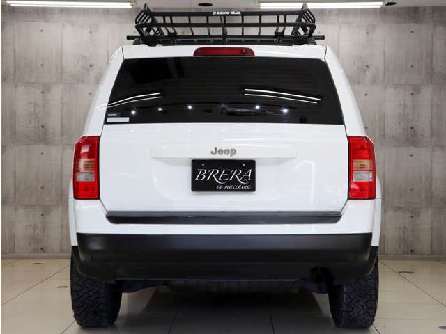 ���A�r���[�����݊��̂��郏�C���h�Ŕ��͂̃t�H�����Ɏd�オ���Ă���܂����