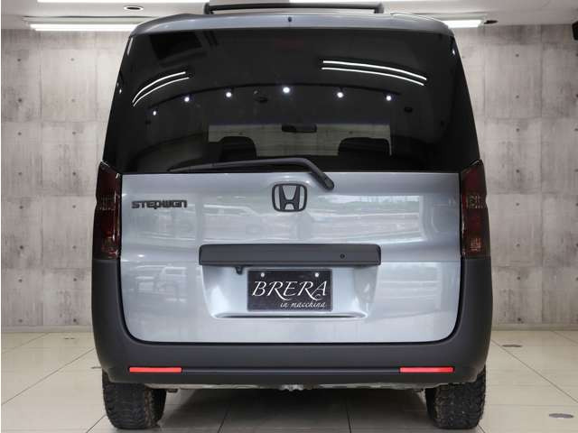 ���A�r���[�����݊��̂��郏�C���h�Ŕ��͂̃t�H�����Ɏd�オ���Ă���܂����