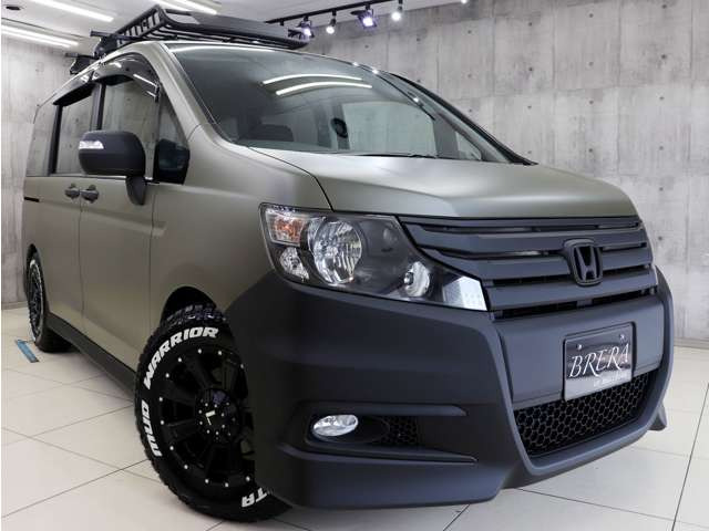 �ǂ̊p�x���猩�Ă��A���͂̃t�H�����Ɏd�オ���Ă���܂��B