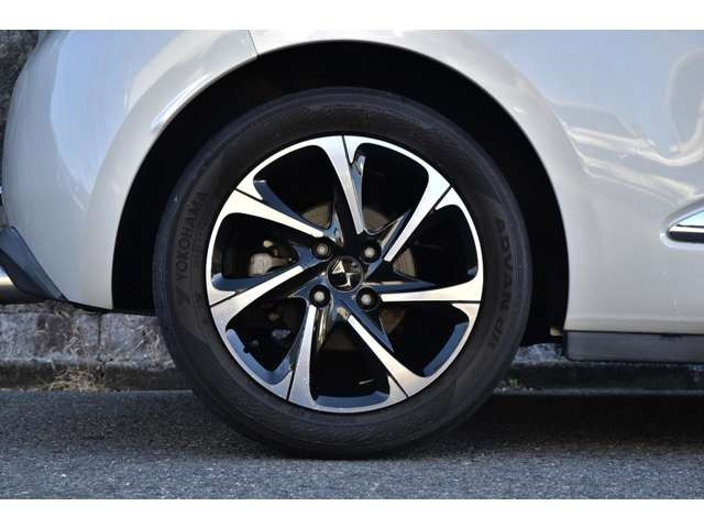 �y���Օi�����܂ށz�S�Ԃ�ΏۂɕK�v�ɉ����āA���Օi�����ꎮ�𑍊z�\�����i�Ɋ܂�ł���܂��B(�o�b�e���[�A�G���W���I�C���A�t�B���^�[�ށA���C�p�[�S���A�G�A�R���t�B���^�[�A�h���C�u�x���g�A�u���[�L�p�b�g)