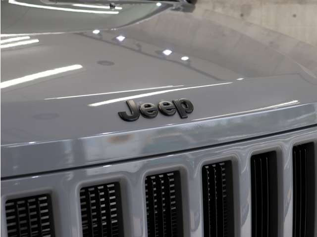 �t�����g�O�����G���u�������}�b�g�u���b�N�ɓh�蕪���y�C���g���Ă���܂��B