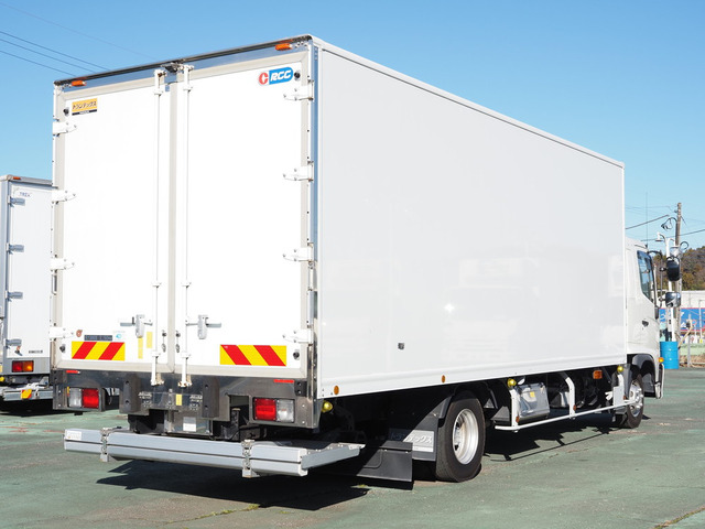 レンジャー冷蔵冷凍車