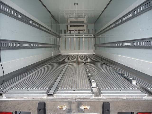 レンジャー冷蔵冷凍車