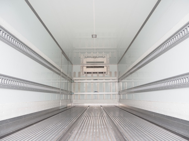 レンジャー冷蔵冷凍車