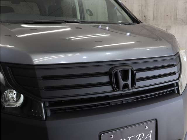 �t�����g�O�������}�b�g�u���b�N�ɓh�蕪���y�C���g���Ă���܂��B