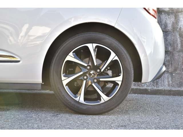 �y���i���Ԃ݂̂̎戵���z��Ԃ��ǂ��Ȃ����N���}�͍݌ɂƂ��Ĕ̔��v���܂���B�݌ɎԂ͑S�Č��I���ꂽ���i���Ȃ��N���}�ł��B�d���ꂩ��Ƃ��Ƃ�S���Ă���܂��̂ł����S�̏�A�������������܂��B